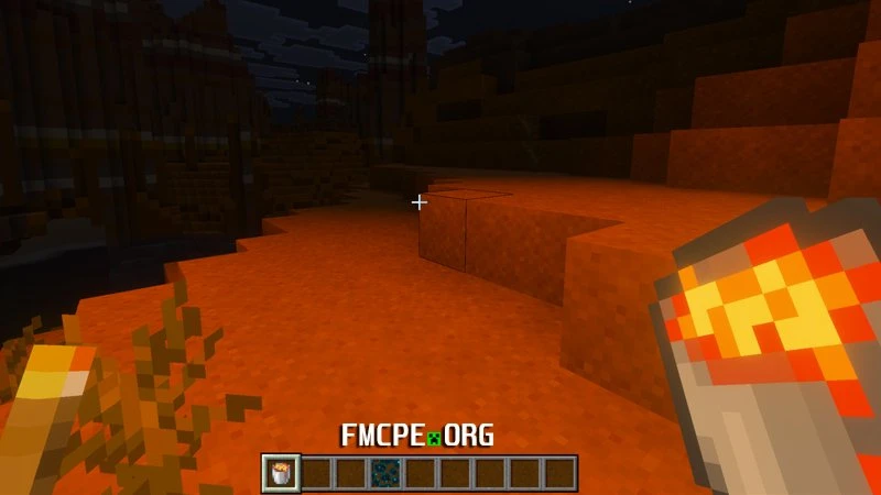 Lava bucket emitting light
