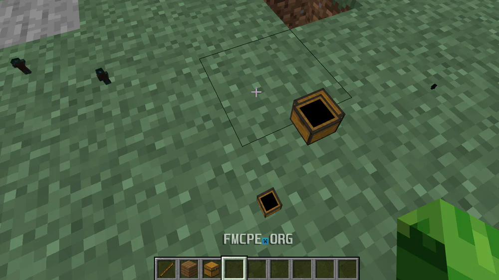 You can see mobs through blocks